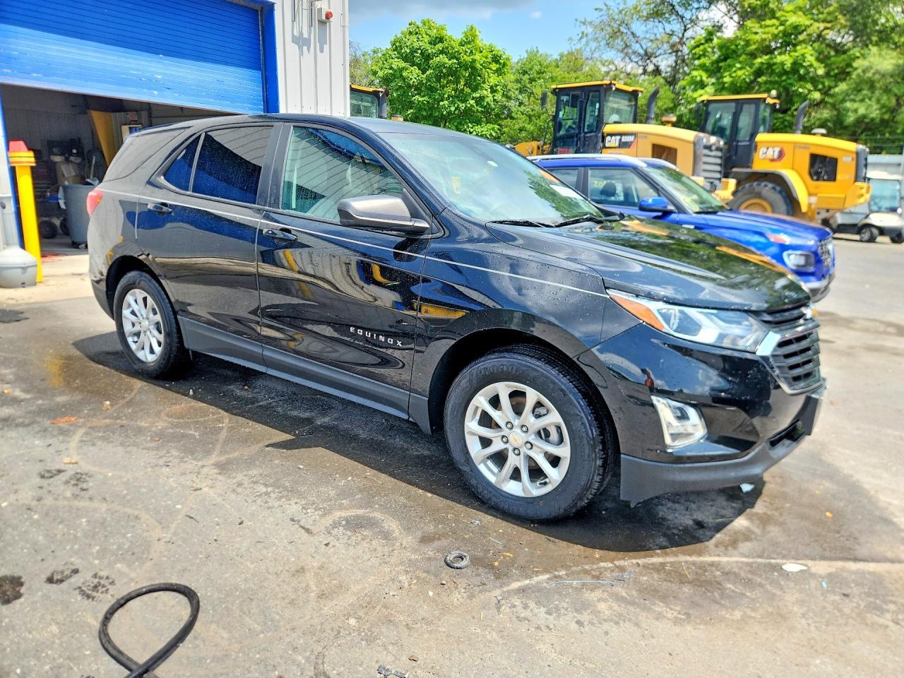 2021 CHEVROLET EQUINOX LS — Фото 4 из 13