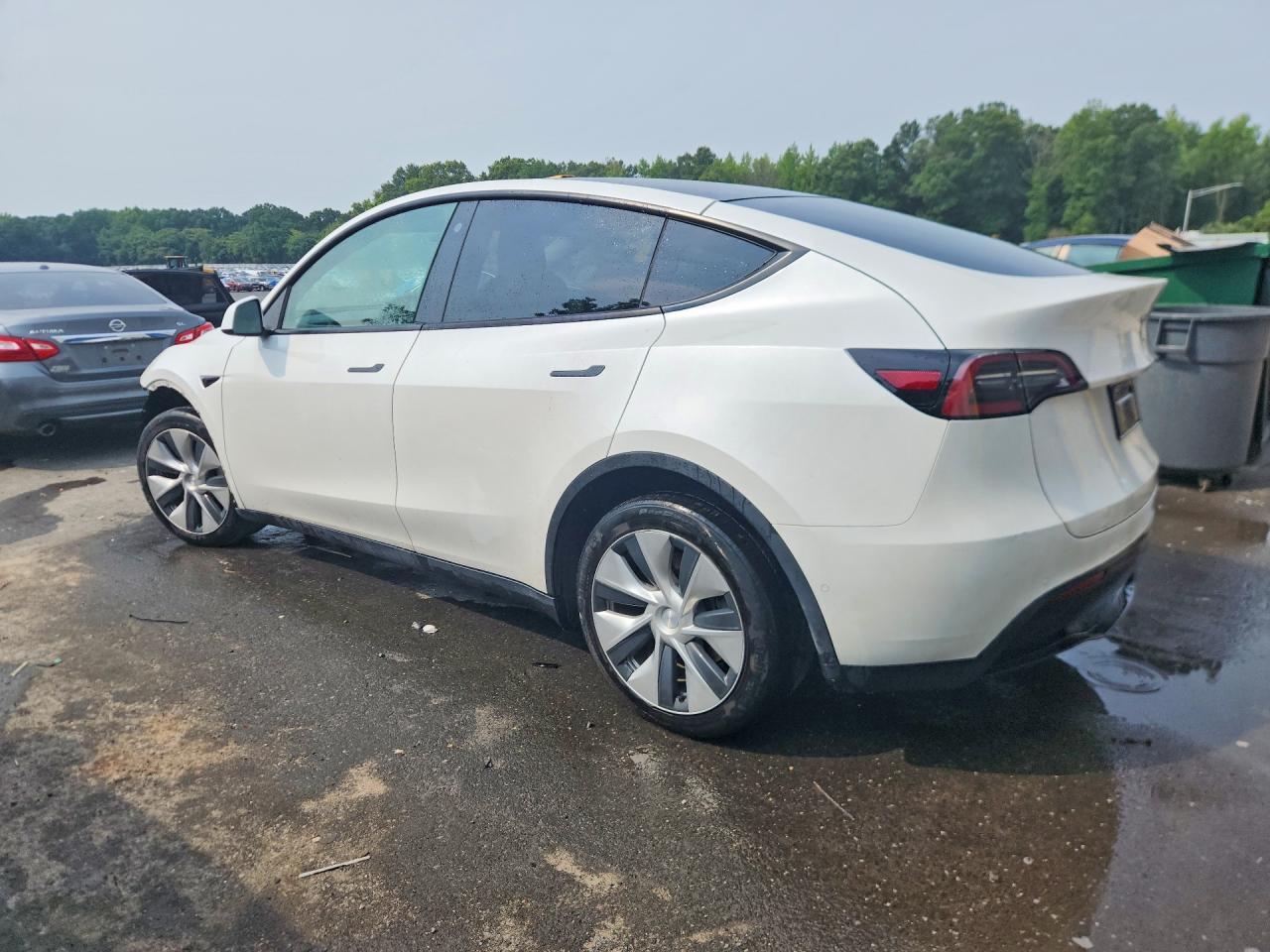 2021 TESLA MODEL Y — Фото 2 из 13