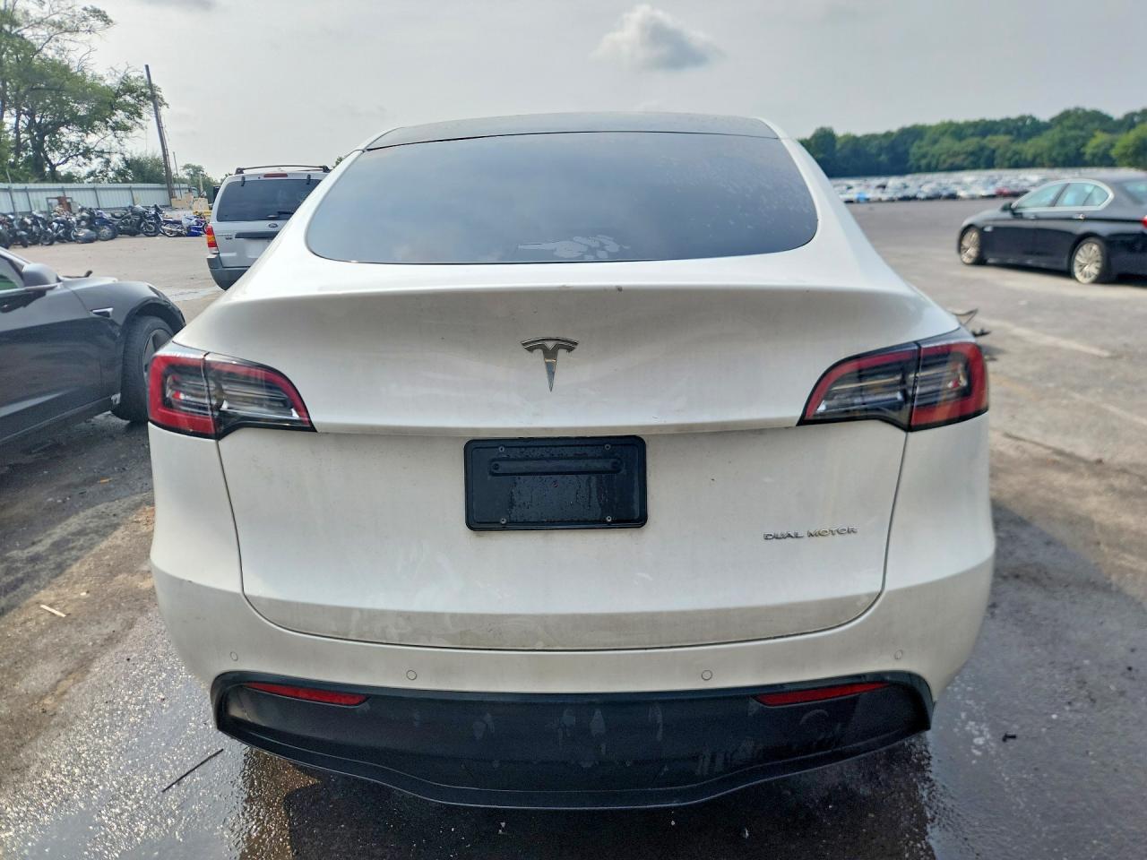 2021 TESLA MODEL Y — Фото 6 из 13