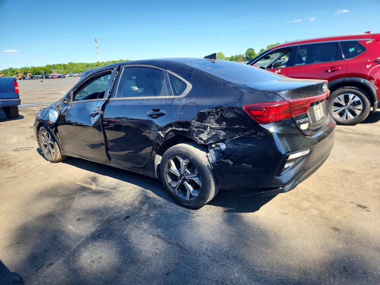 2021 KIA FORTE LXS — Фото 2 из 12