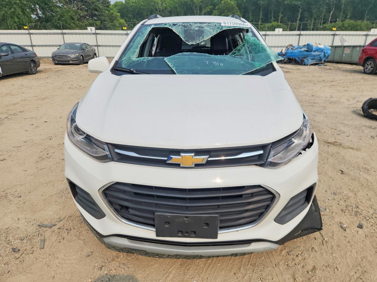 2021 CHEVROLET TRAX 1LT — Фото 5 из 14