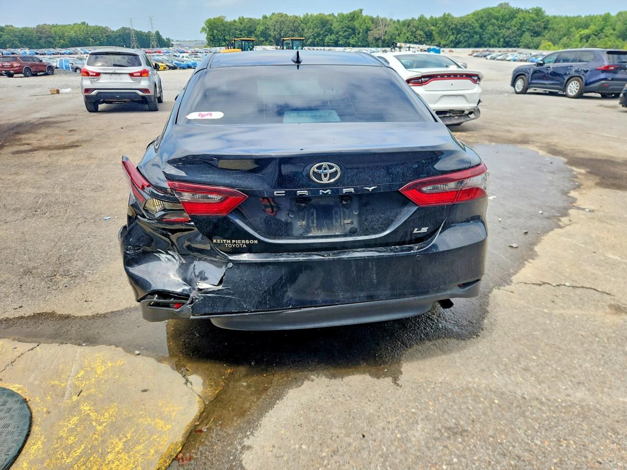 2021 TOYOTA CAMRY LE — Фото 6 из 12