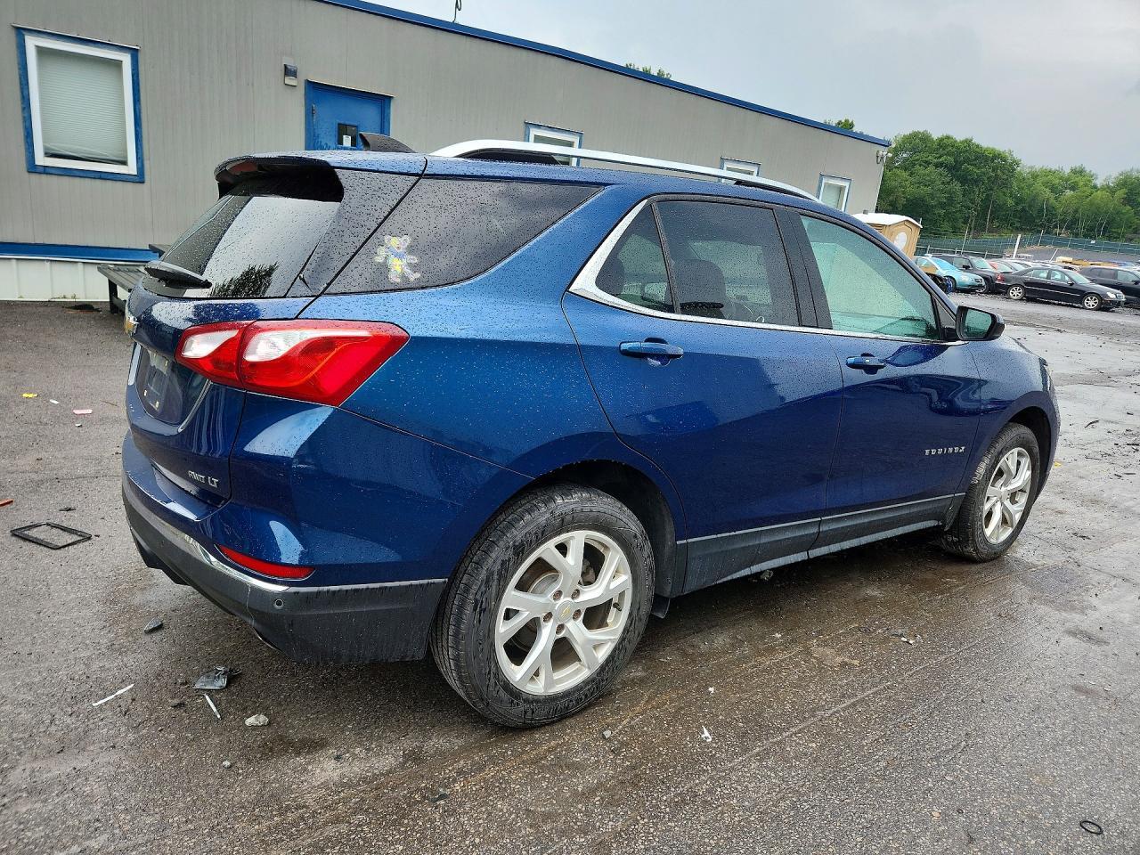2GNAXVEX4L6198054 2020 CHEVROLET EQUINOX photo no. 3