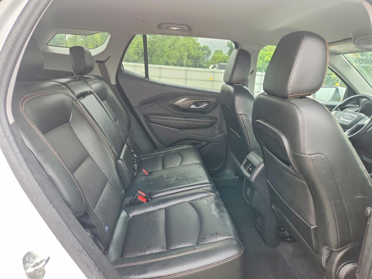 2020 GMC TERRAIN SLT — Фото 10 из 12