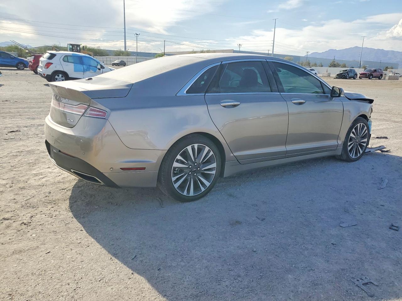 2020 LINCOLN MKZ RESERVE — Фото 3 из 12