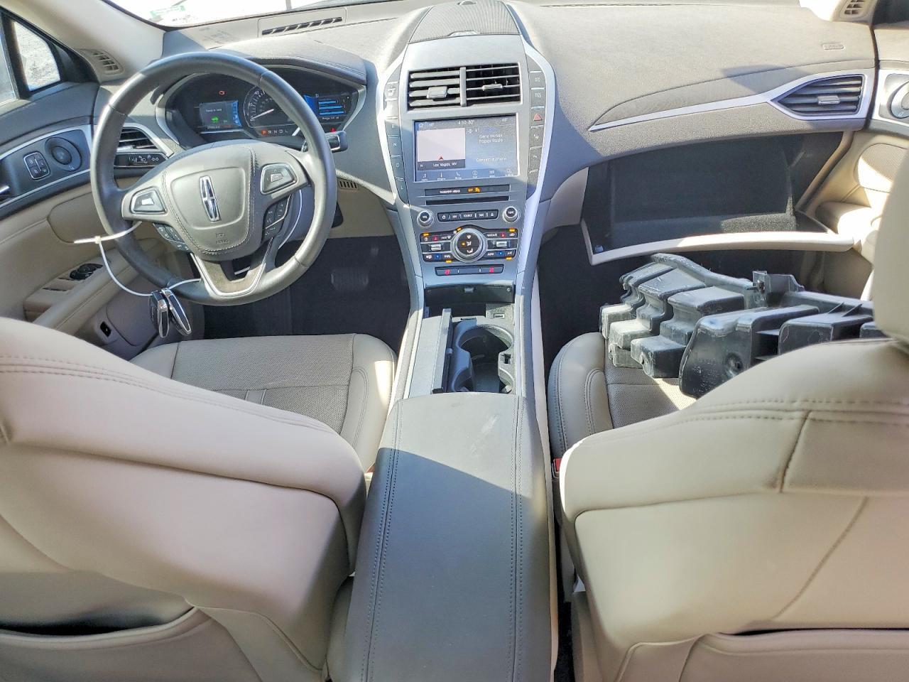 2020 LINCOLN MKZ RESERVE — Фото 8 из 12