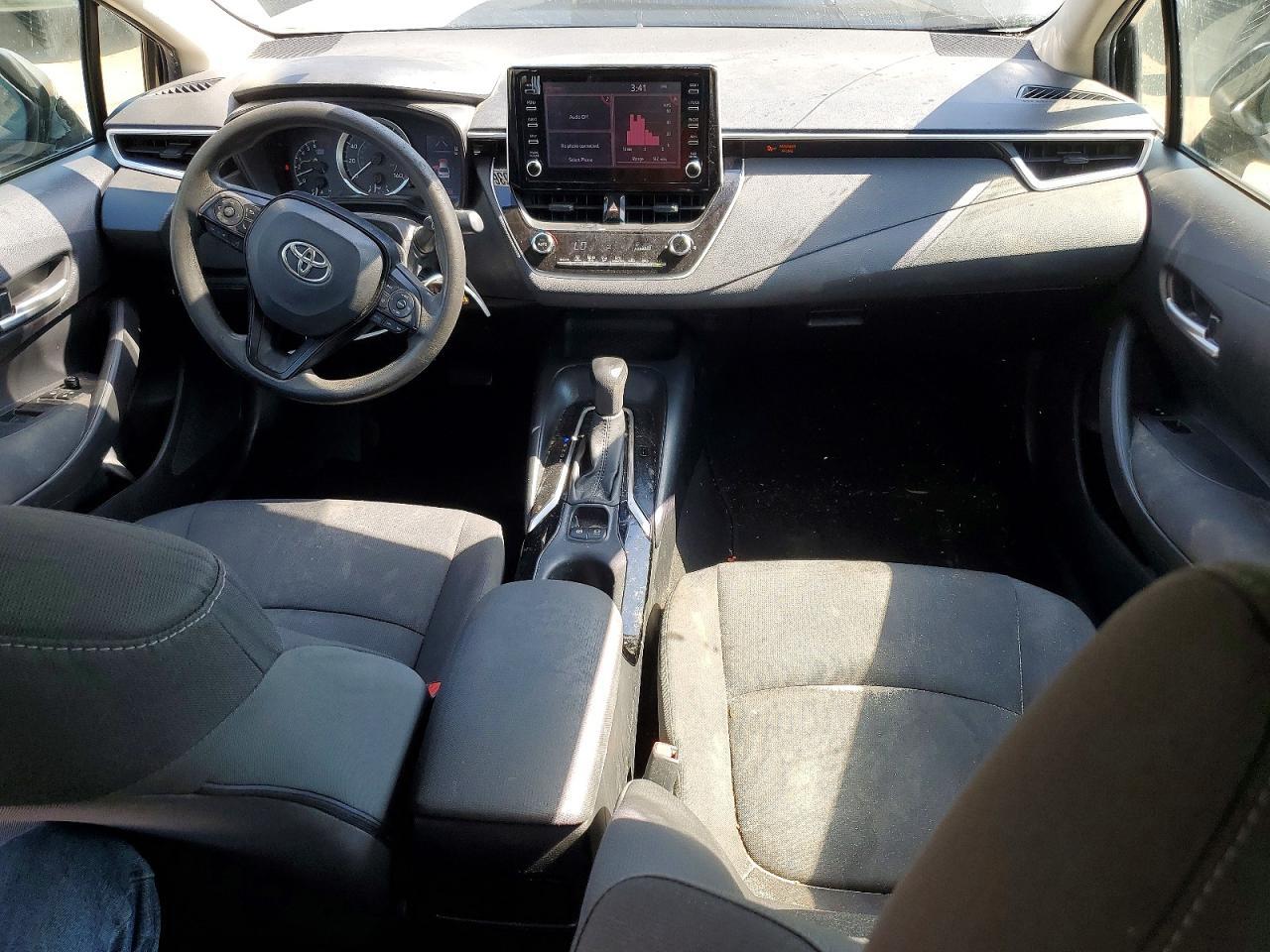 2020 TOYOTA COROLLA LE — Фото 8 из 12