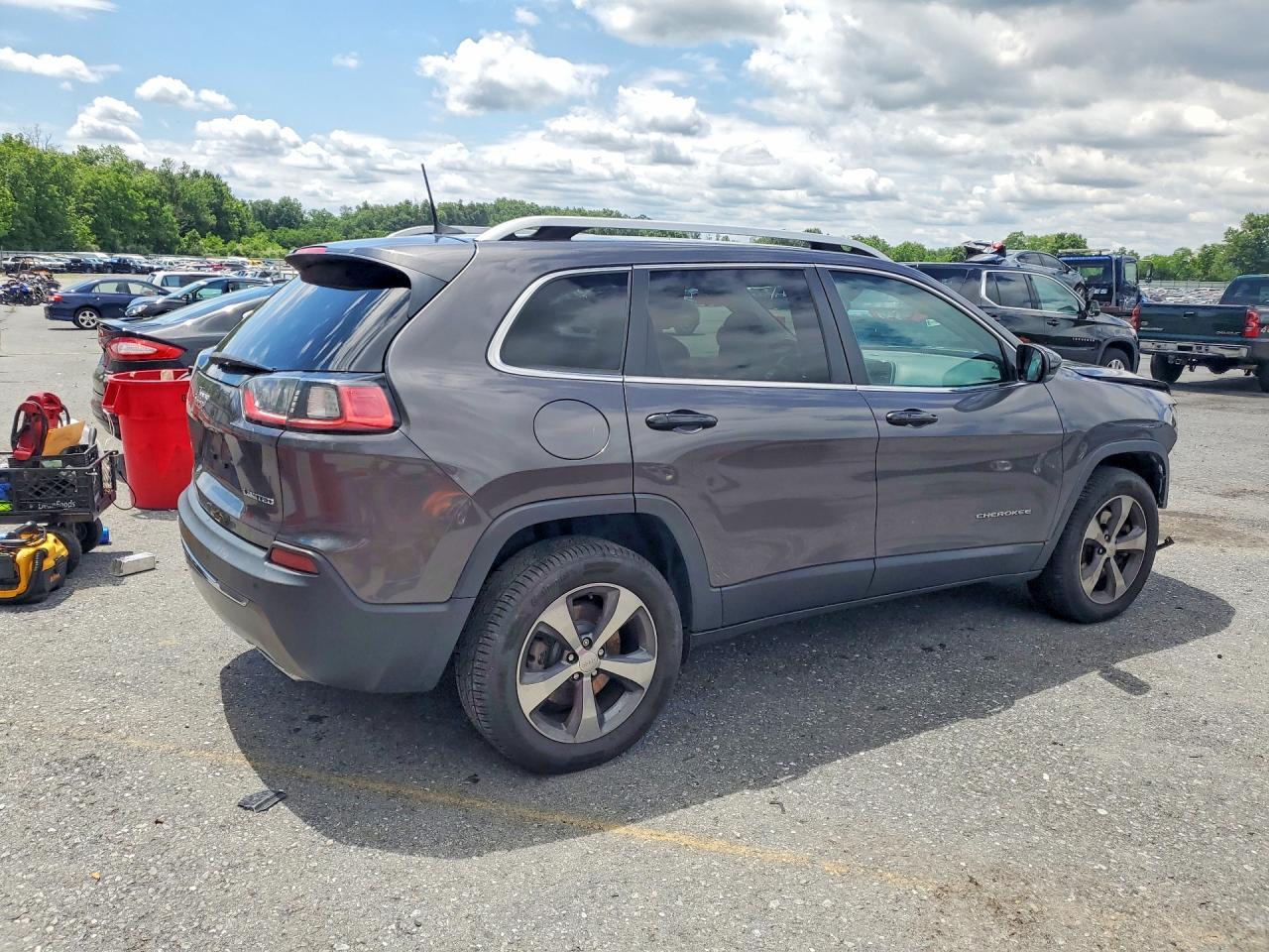 2019 JEEP CHEROKEE LIMITED — Фото 3 из 13