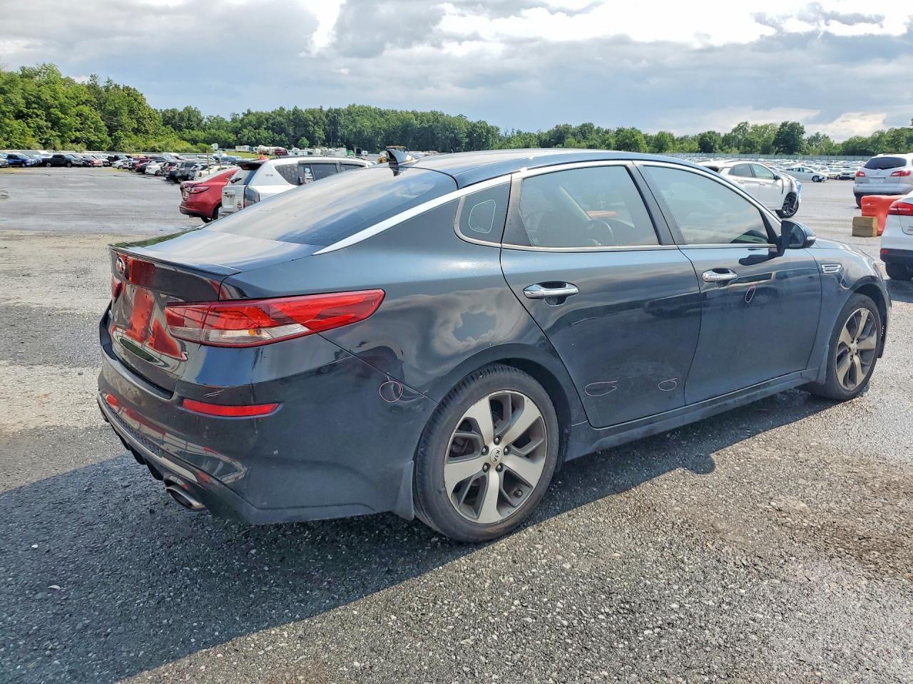 2019 KIA OPTIMA S — Фото 3 из 12