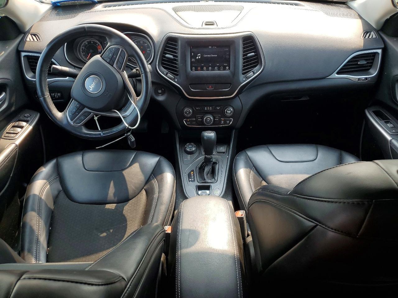 2019 JEEP CHEROKEE LATITUDE PLUS — Фото 8 из 12