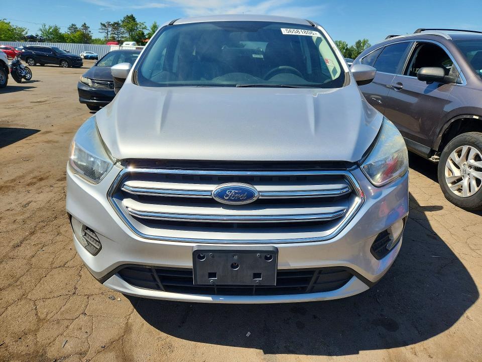 2017 FORD ESCAPE SE — Фото 5 из 12
