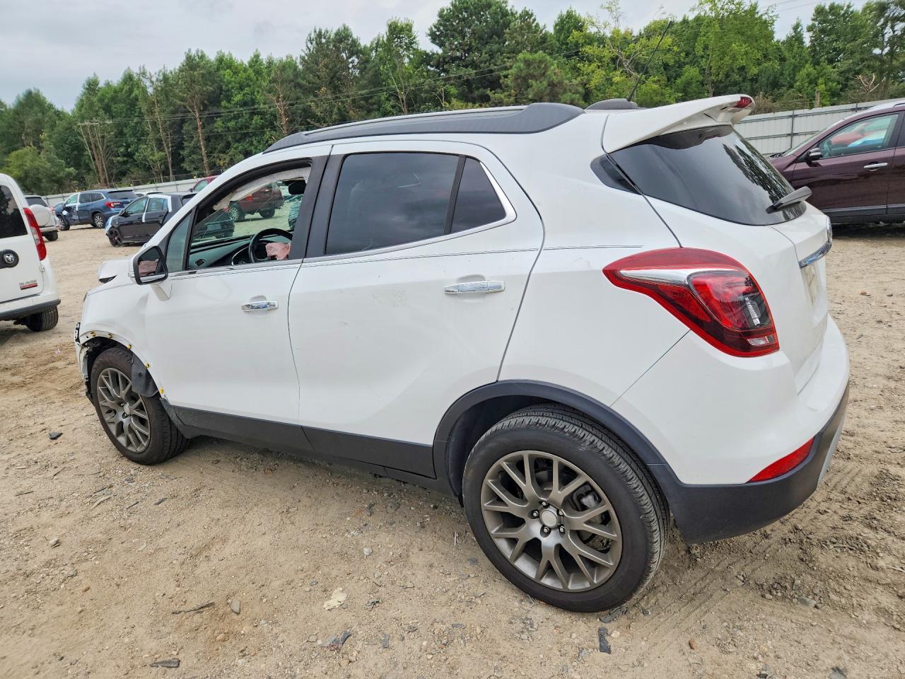 2019 BUICK ENCORE SPORT TOURING — Фото 2 из 13