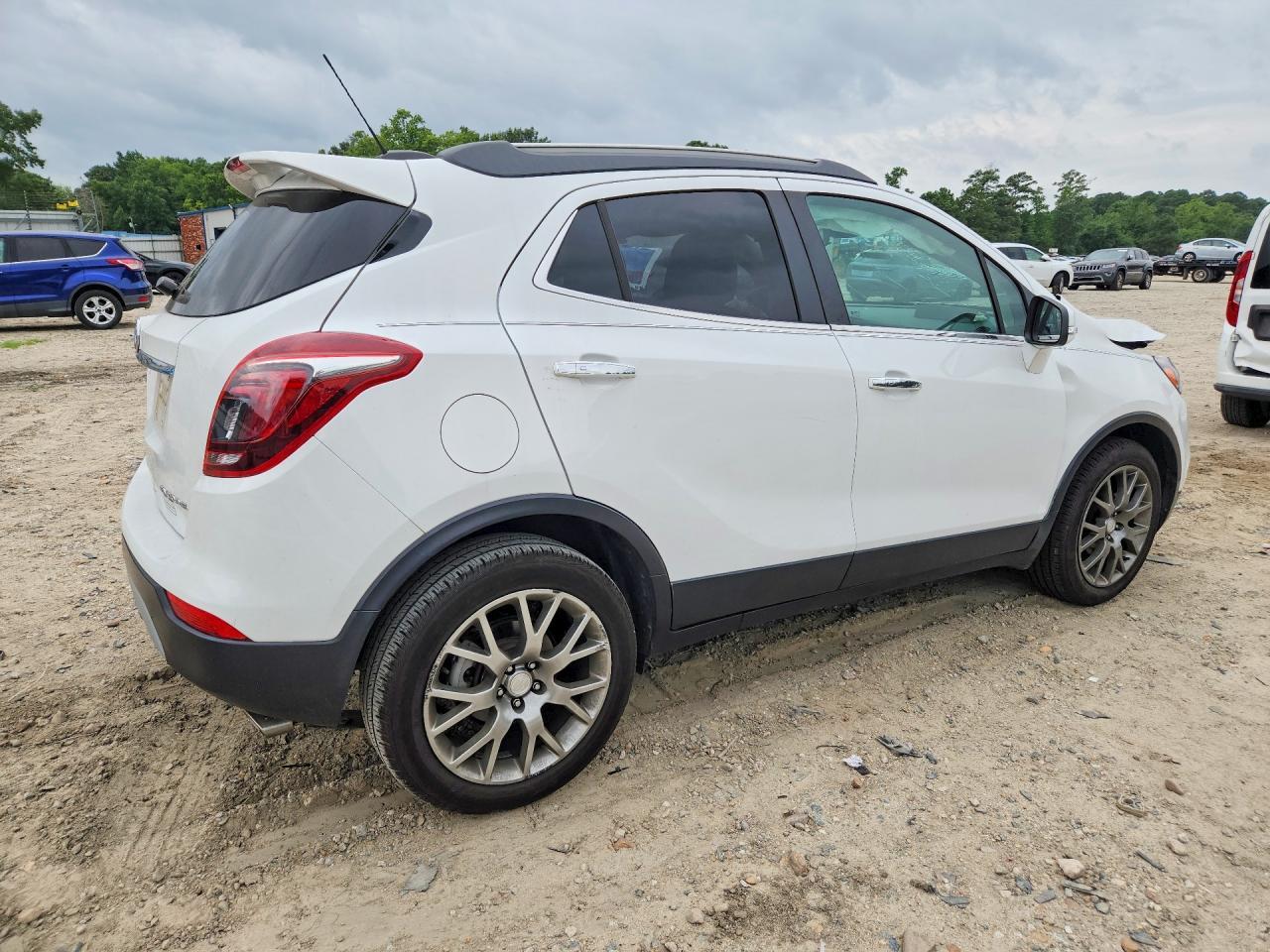 2019 BUICK ENCORE SPORT TOURING — Фото 3 из 13