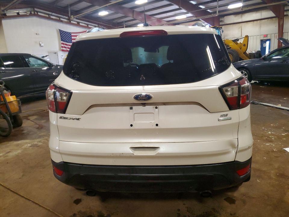 2017 FORD ESCAPE SE — Фото 6 из 13