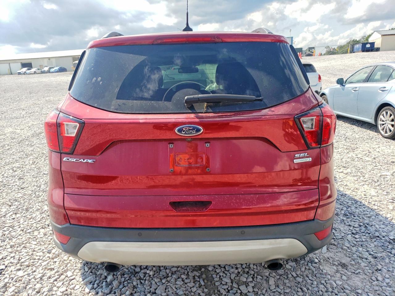 2019 FORD ESCAPE SEL — Фото 6 из 14