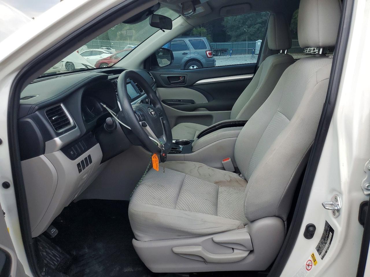 2019 TOYOTA HIGHLANDER LE — Фото 7 из 13