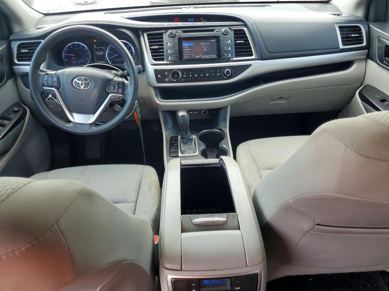 2019 TOYOTA HIGHLANDER LE — Фото 8 из 13