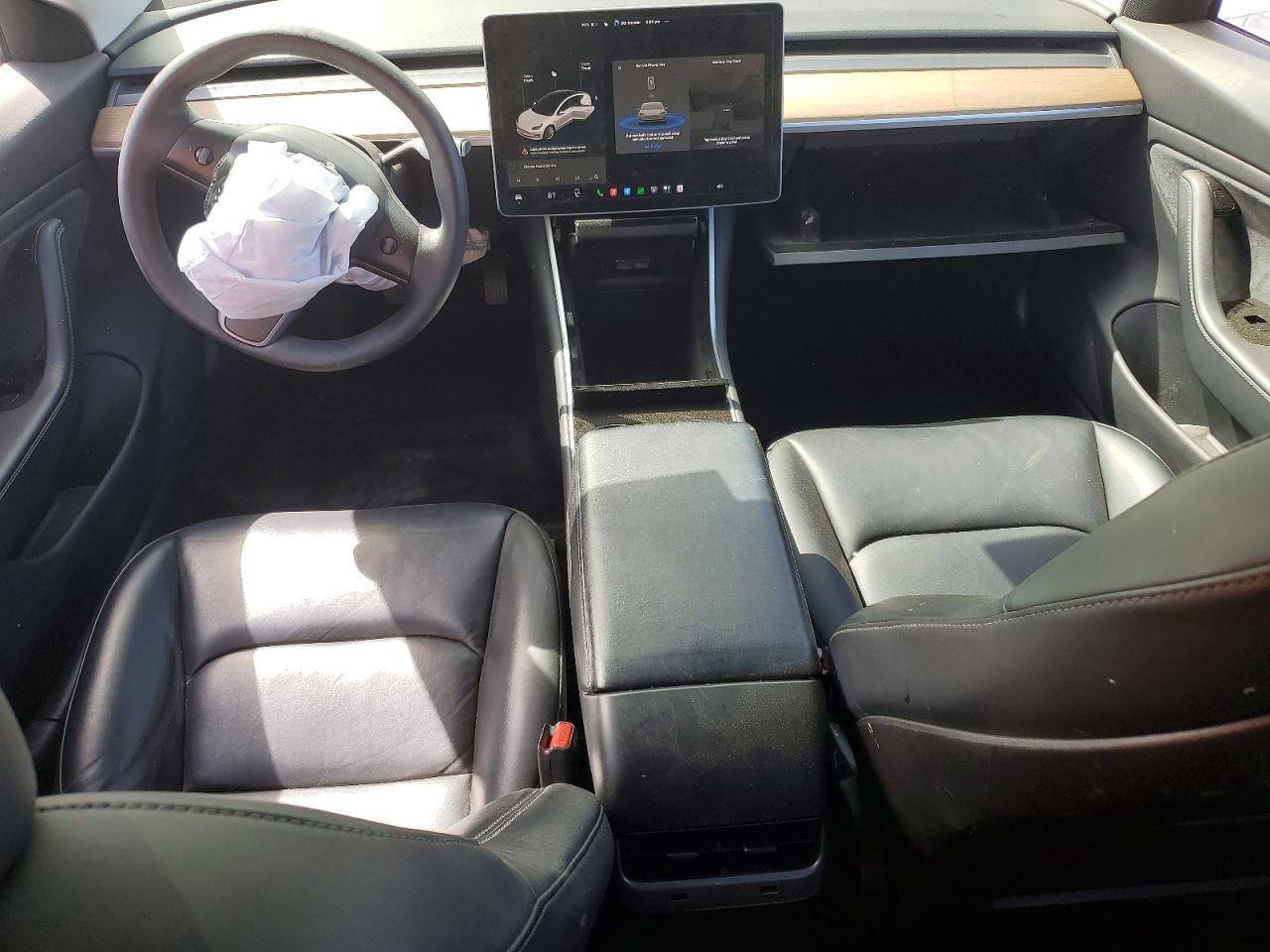 2019 TESLA MODEL 3 — Фото 8 из 12