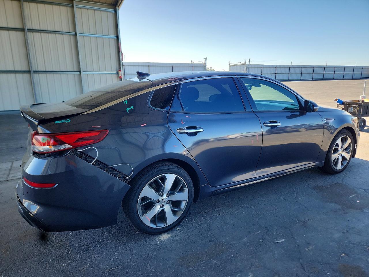 5XXGT4L34KG330583 2019 KIA OPTIMA photo no. 3
