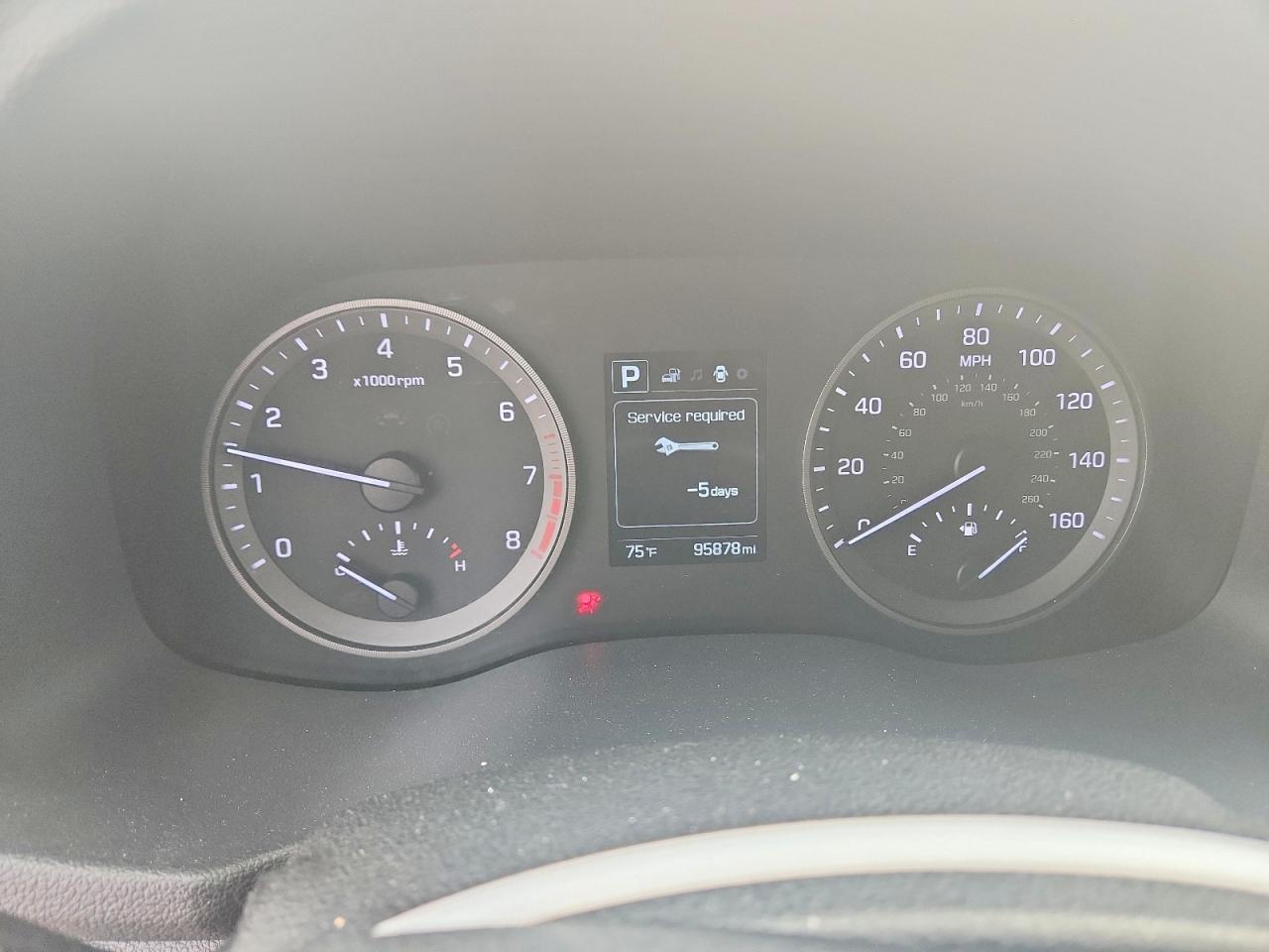 KM8J3CA44JU735004 2018 HYUNDAI TUCSON photo no. 9