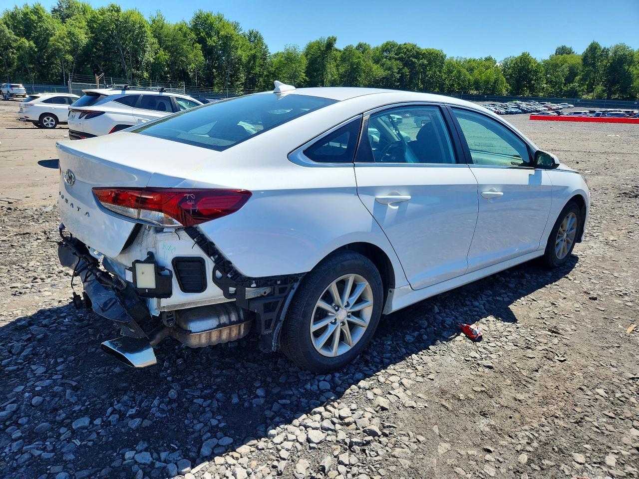 5NPE24AF8JH710746 2018 HYUNDAI SONATA photo no. 3