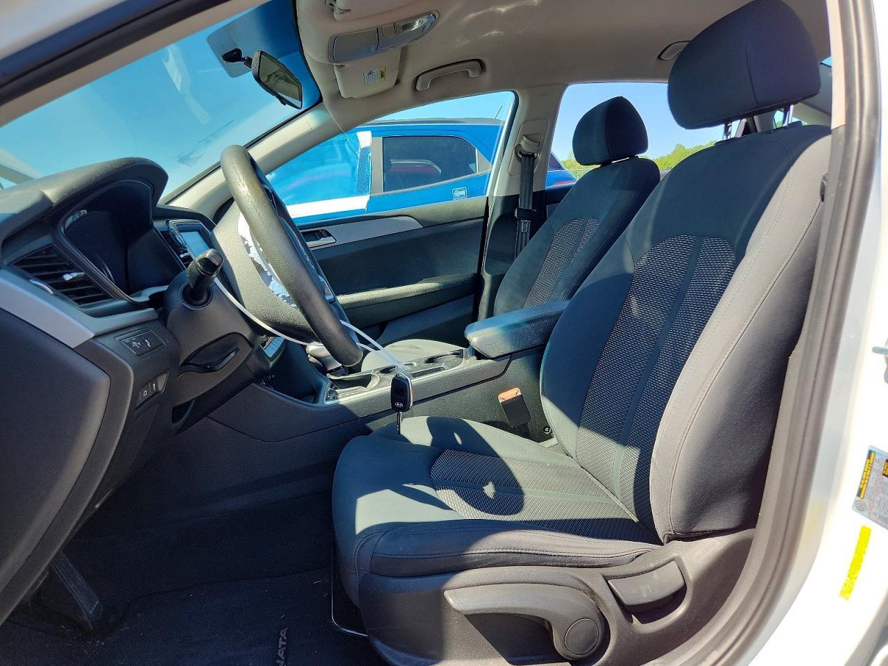 5NPE24AF8JH710746 2018 HYUNDAI SONATA photo no. 7