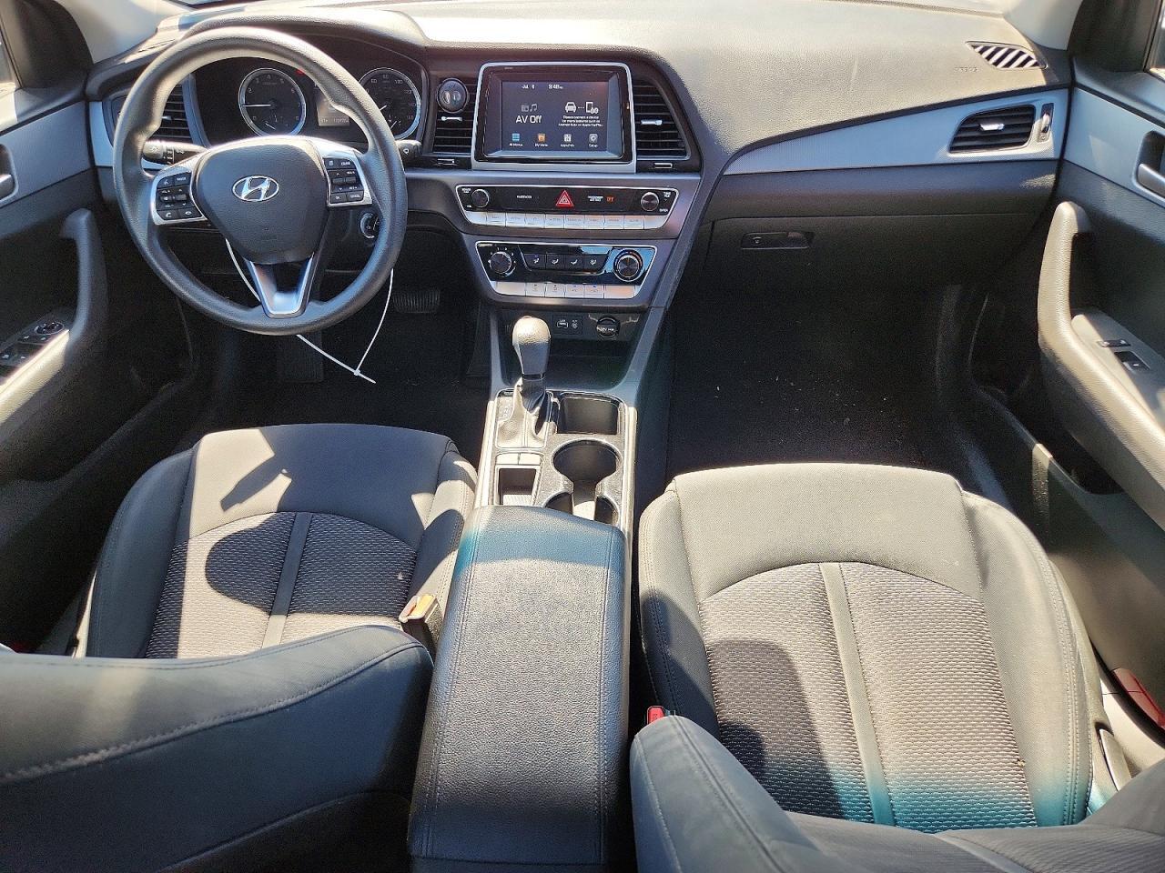 5NPE24AF8JH710746 2018 HYUNDAI SONATA photo no. 8