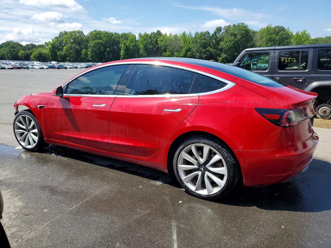 2018 TESLA MODEL 3 — Фото 2 из 12