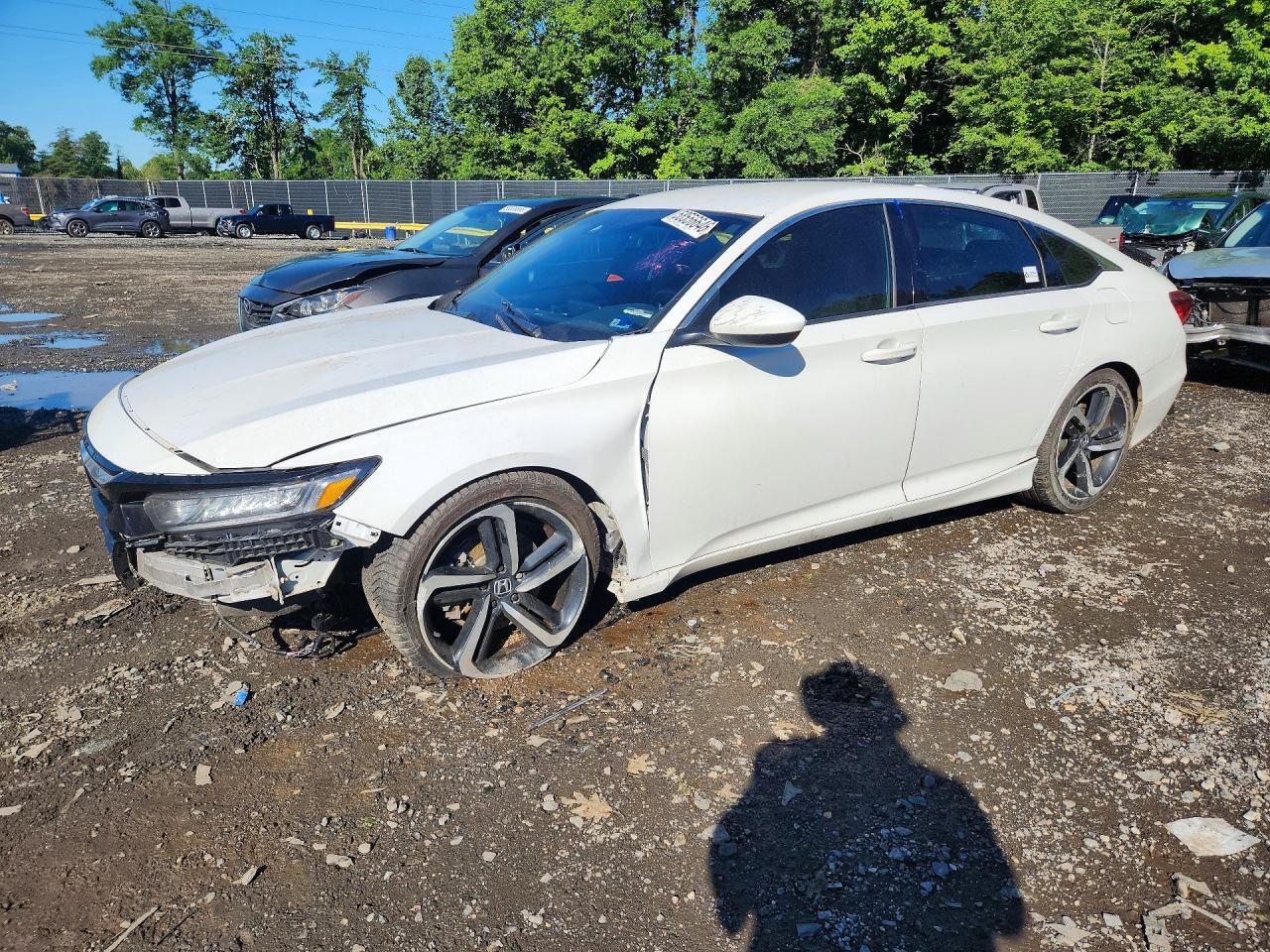 1HGCV1F39JA165256 2018 HONDA ACCORD photo no. 1
