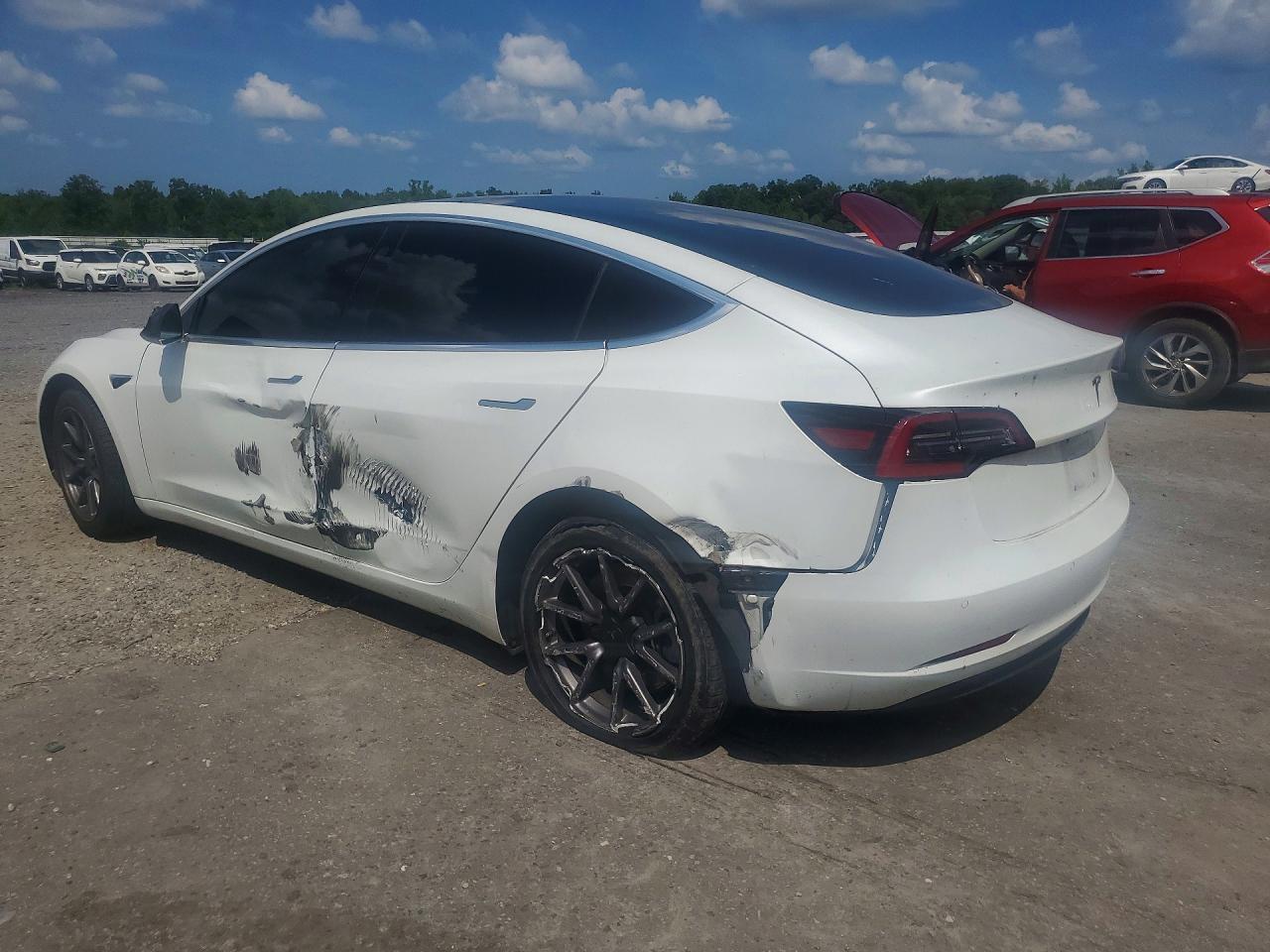 5YJ3E1EA4JF161539 2018 TESLA MODEL 3 photo no. 2