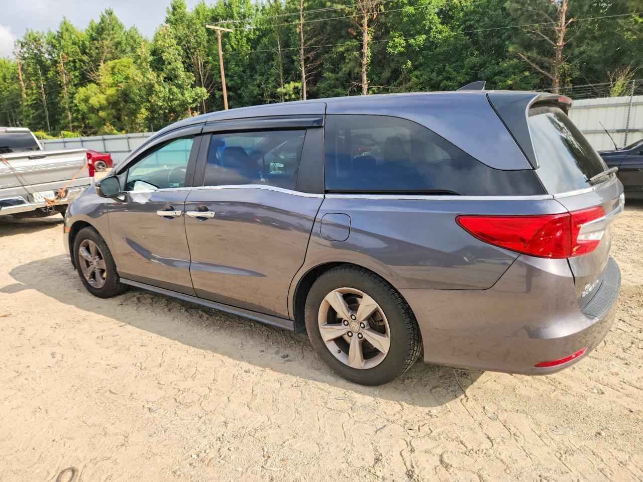 2018 HONDA ODYSSEY EXL — Фото 2 из 13