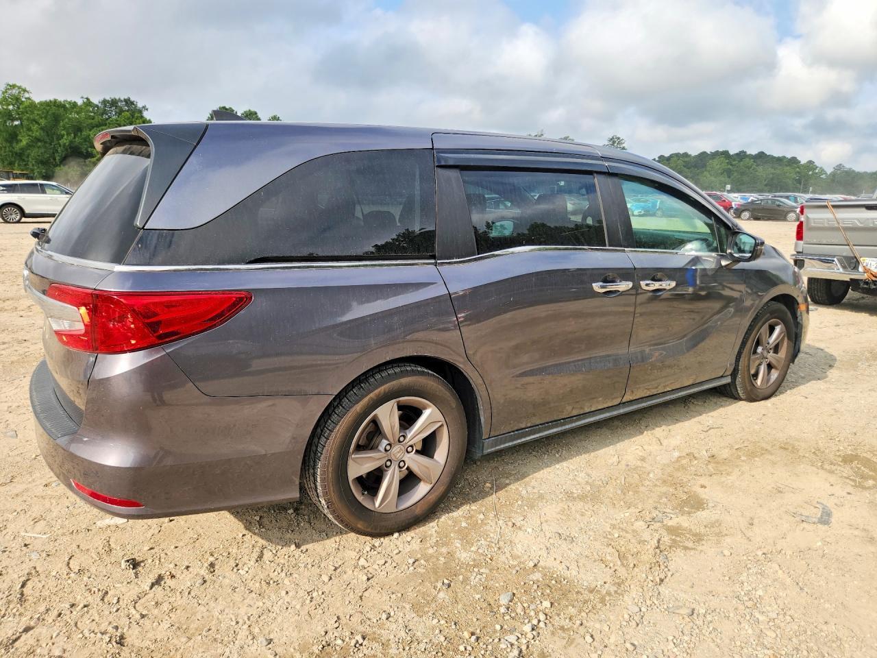2018 HONDA ODYSSEY EXL — Фото 3 из 13