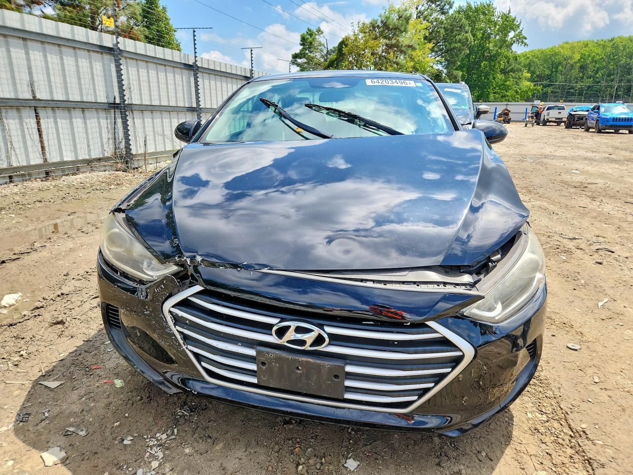 2018 HYUNDAI ELANTRA SE — Фото 5 из 12