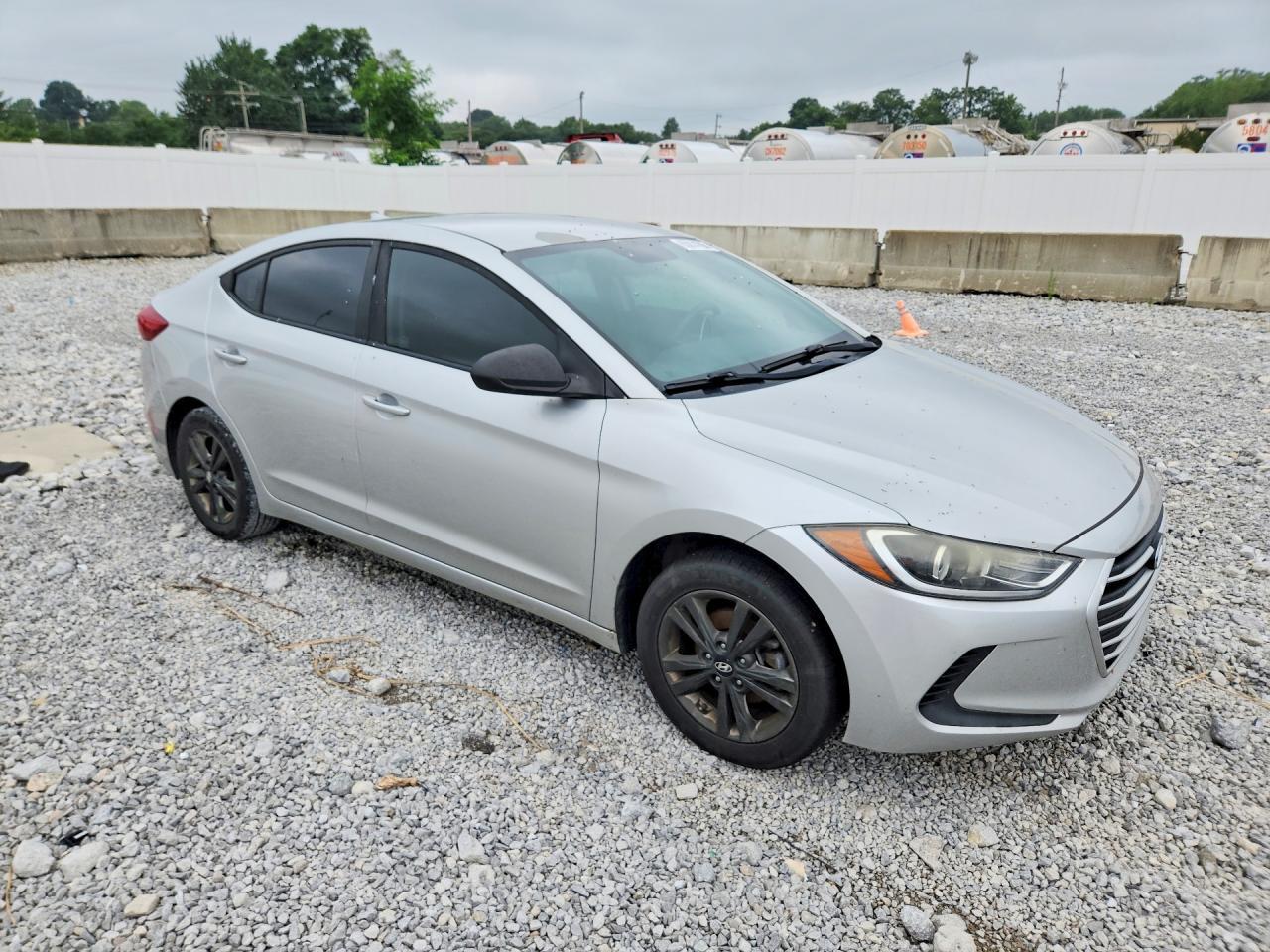 2018 HYUNDAI ELANTRA SEL — Фото 4 из 12