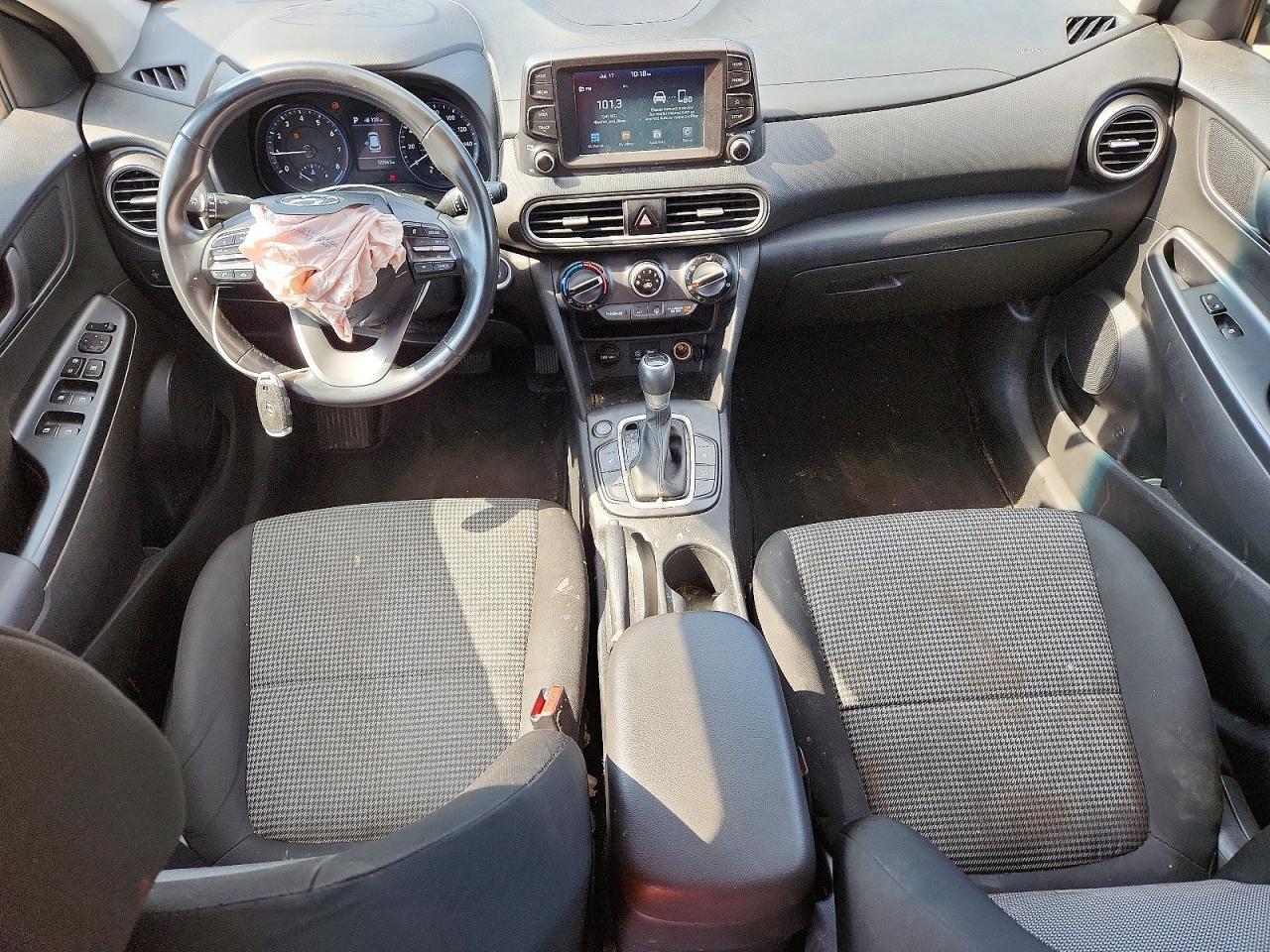 KM8K22AA2JU089310 2018 HYUNDAI KONA photo no. 8