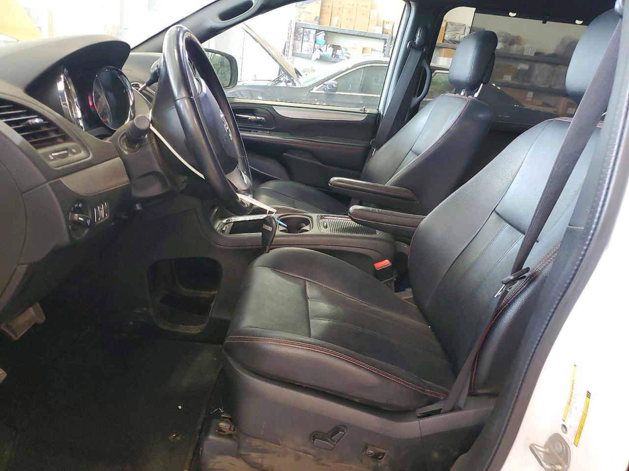 2018 DODGE GRAND CARAVAN GT — Фото 7 из 13