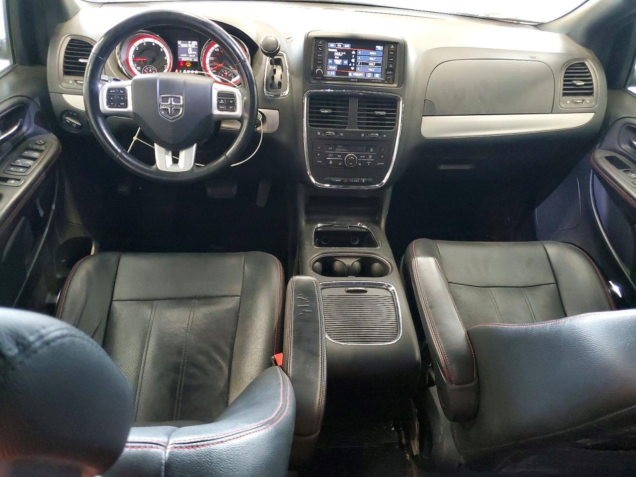 2018 DODGE GRAND CARAVAN GT — Фото 8 из 13