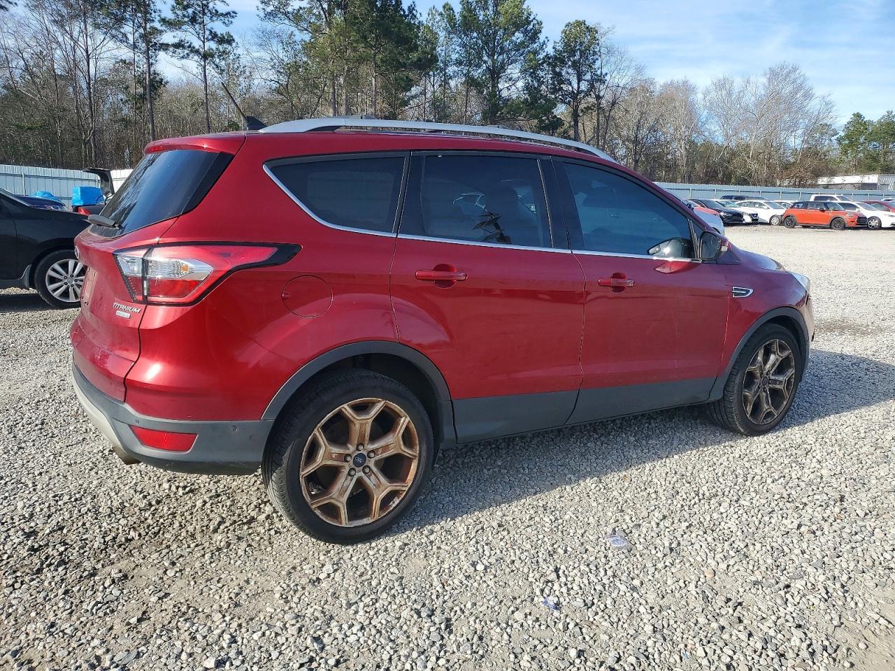 1FMCU0J93JUA48077 2018 FORD ESCAPE photo no. 3