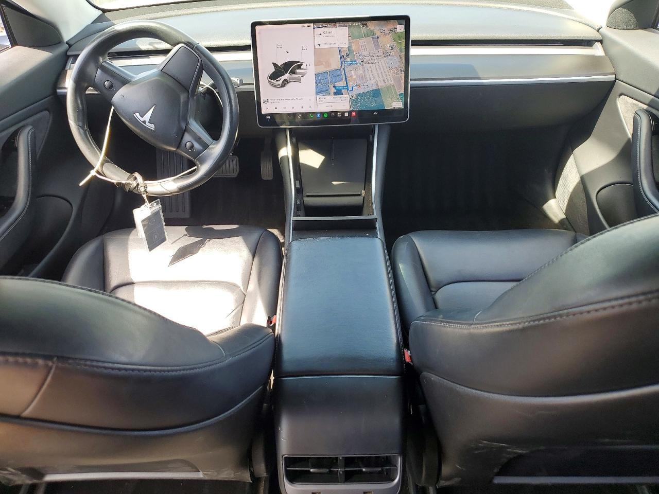 2018 TESLA MDL 3 — Фото 8 из 12