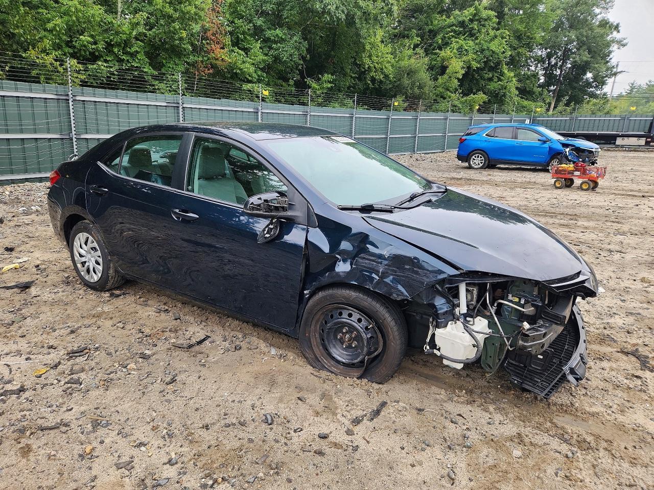 2T1BURHE0HC899123 2017 TOYOTA COROLLA photo no. 4