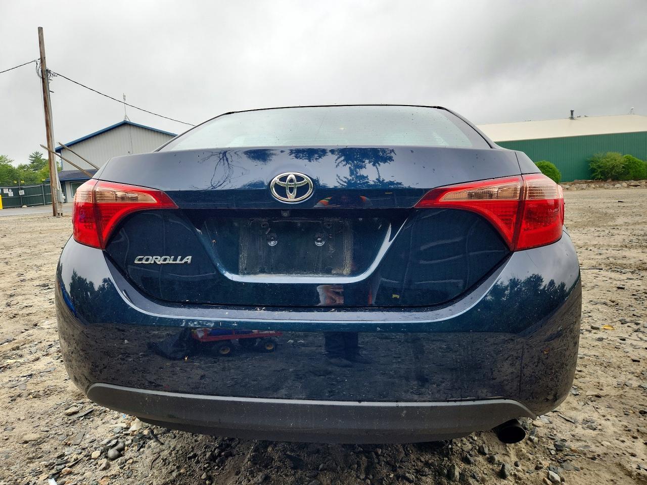 2T1BURHE0HC899123 2017 TOYOTA COROLLA photo no. 6