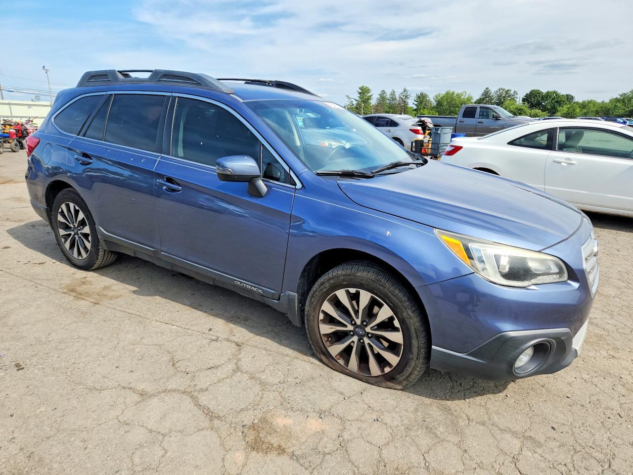 4S4BSANC0H3230963 2017 SUBARU OUTBACK photo no. 4