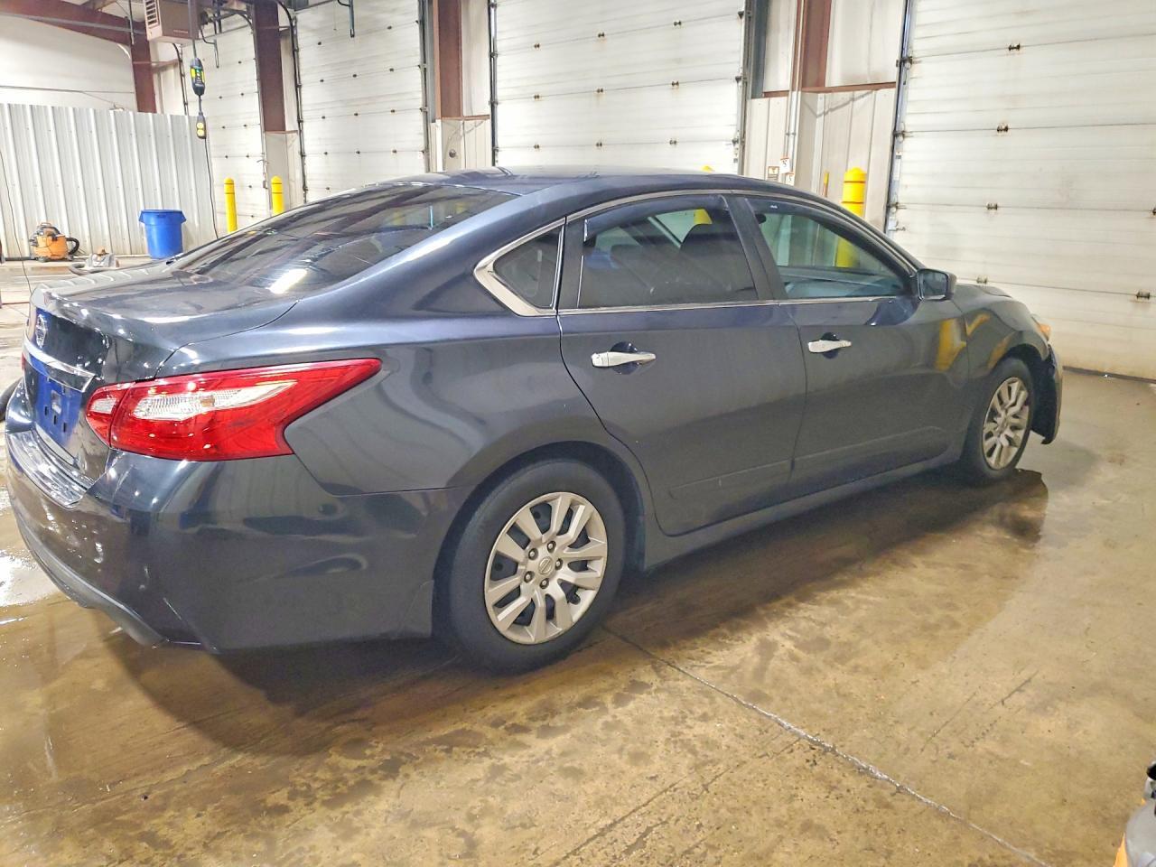 2017 NISSAN ALTIMA 2.5 S — Фото 3 из 12