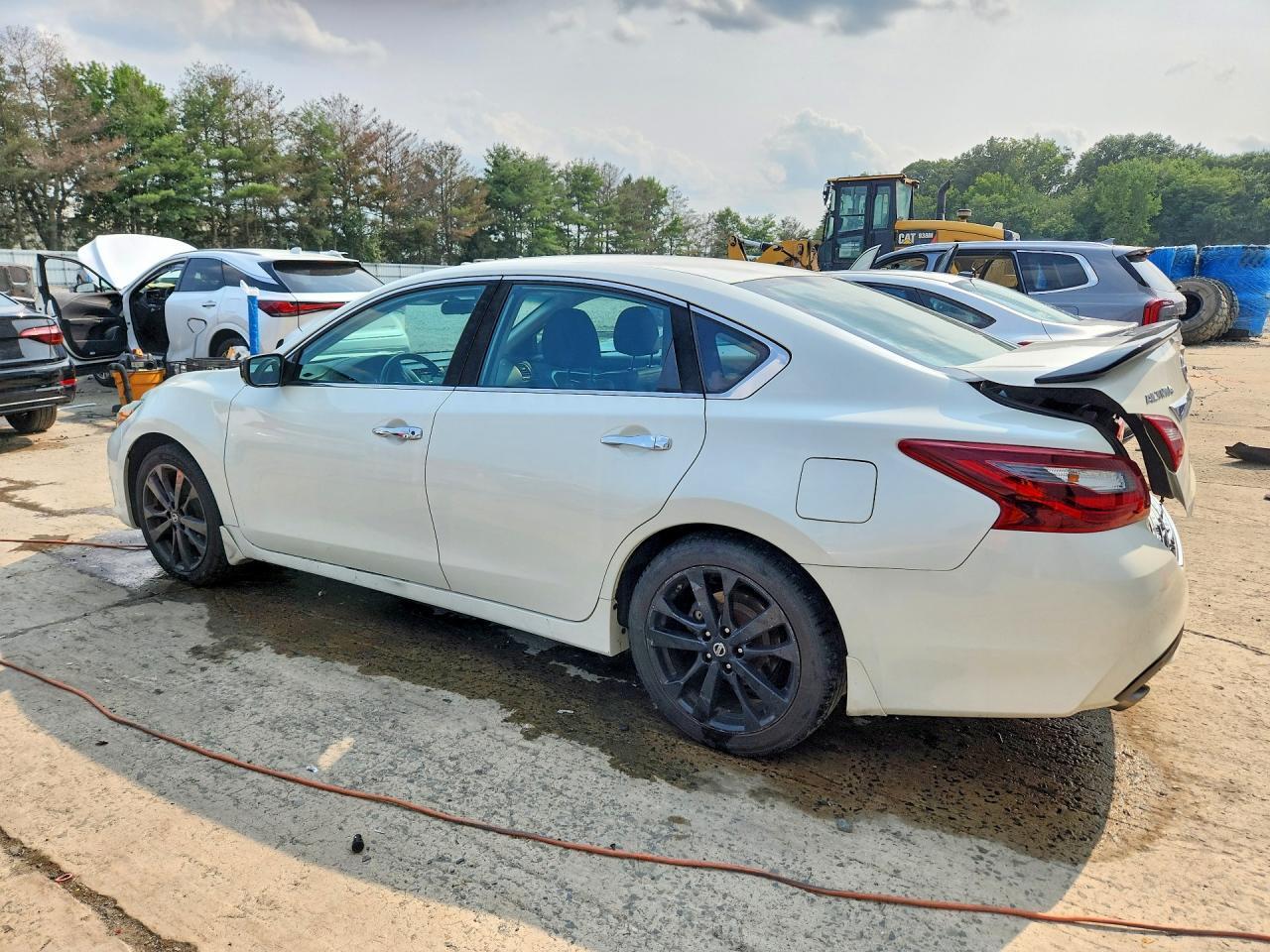 1N4AL3AP1HC264479 2017 NISSAN ALTIMA photo no. 2