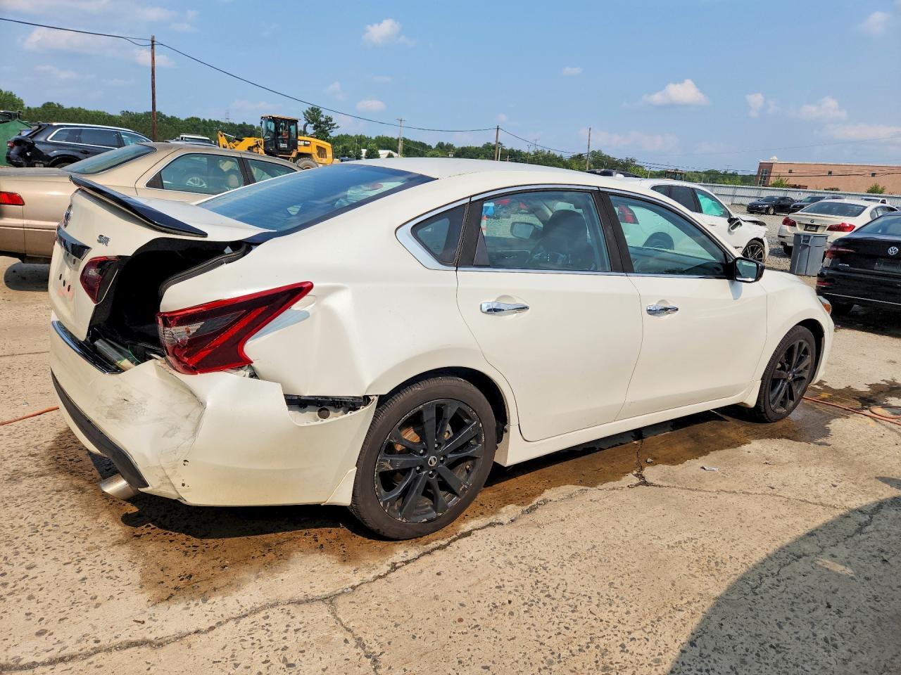 1N4AL3AP1HC264479 2017 NISSAN ALTIMA photo no. 3