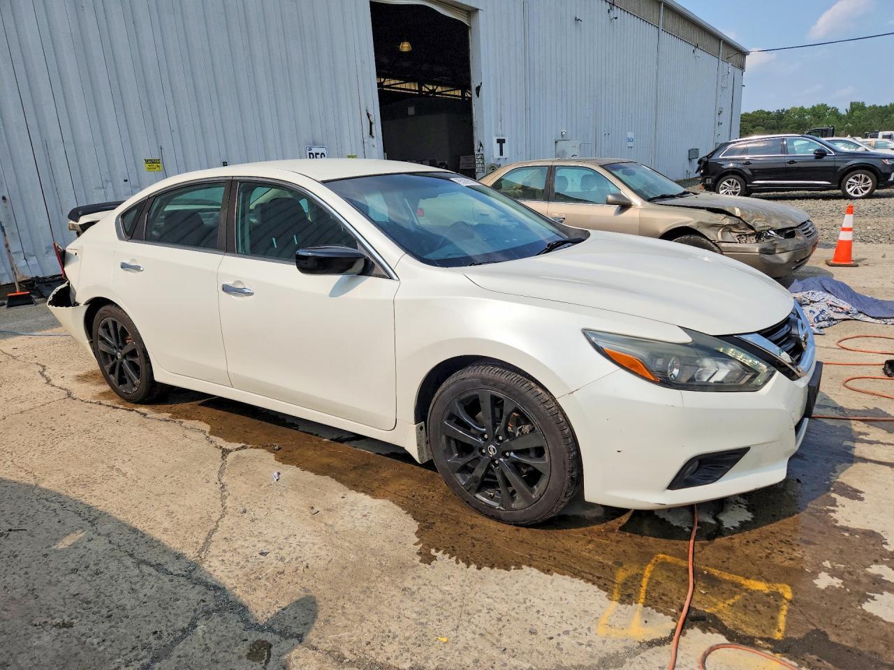1N4AL3AP1HC264479 2017 NISSAN ALTIMA photo no. 4