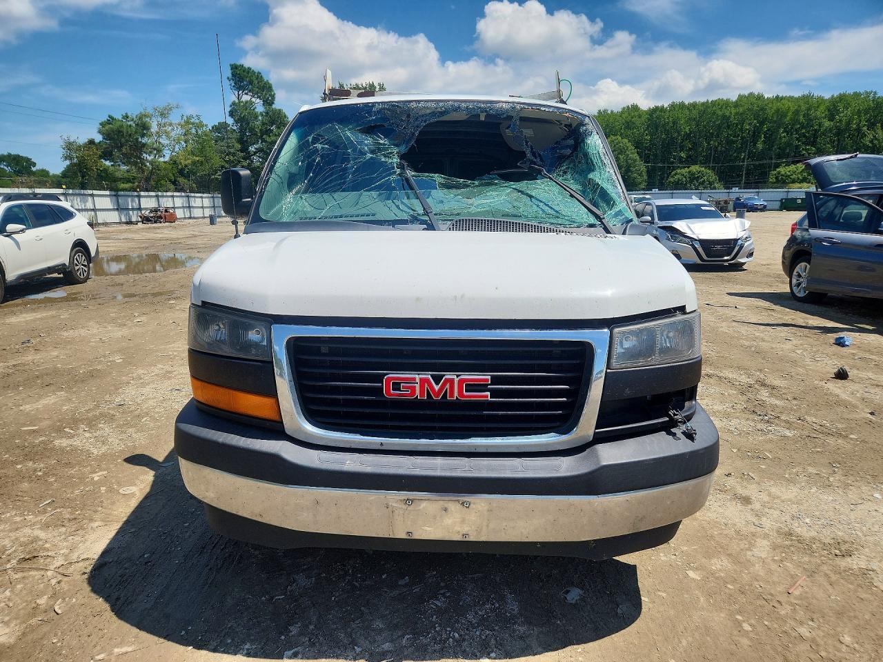 1GTW7AFF2H1903912 2017 GMC SAVANA photo no. 5