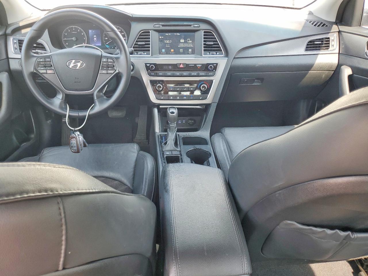 2017 HYUNDAI SONATA SPORT — Фото 8 из 12