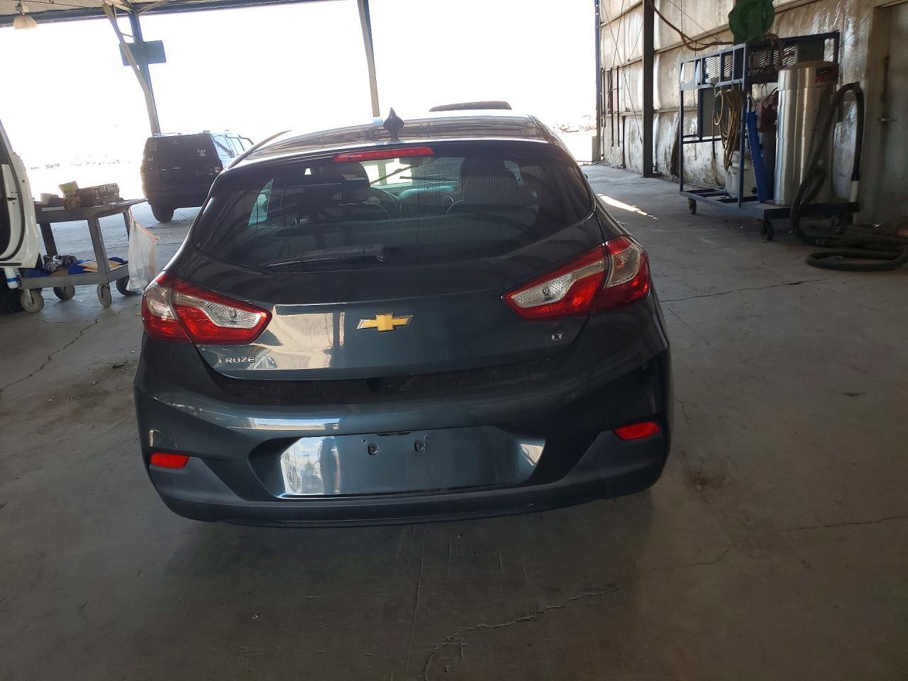 2017 CHEVROLET CRUZE LT — Фото 6 из 12