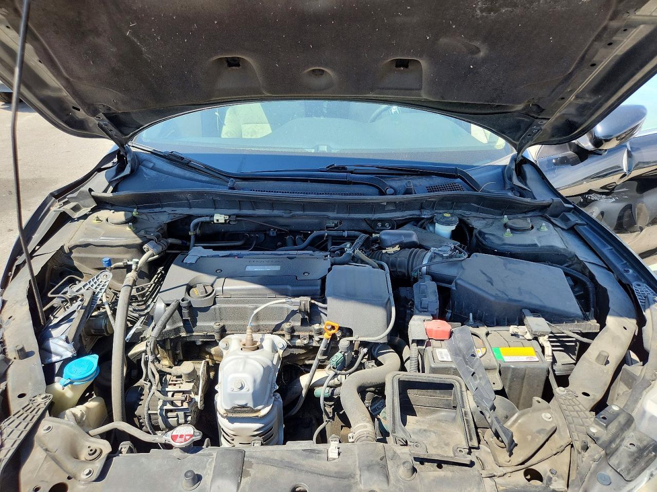 2017 HONDA ACCORD LX — Фото 11 из 12